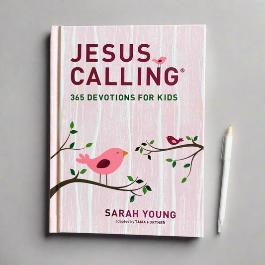 Jesus Calling : 365 Devotions for kids(Girl edition)